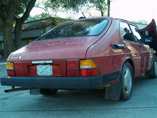 Back end of the 1986 Saab 900 Turbo